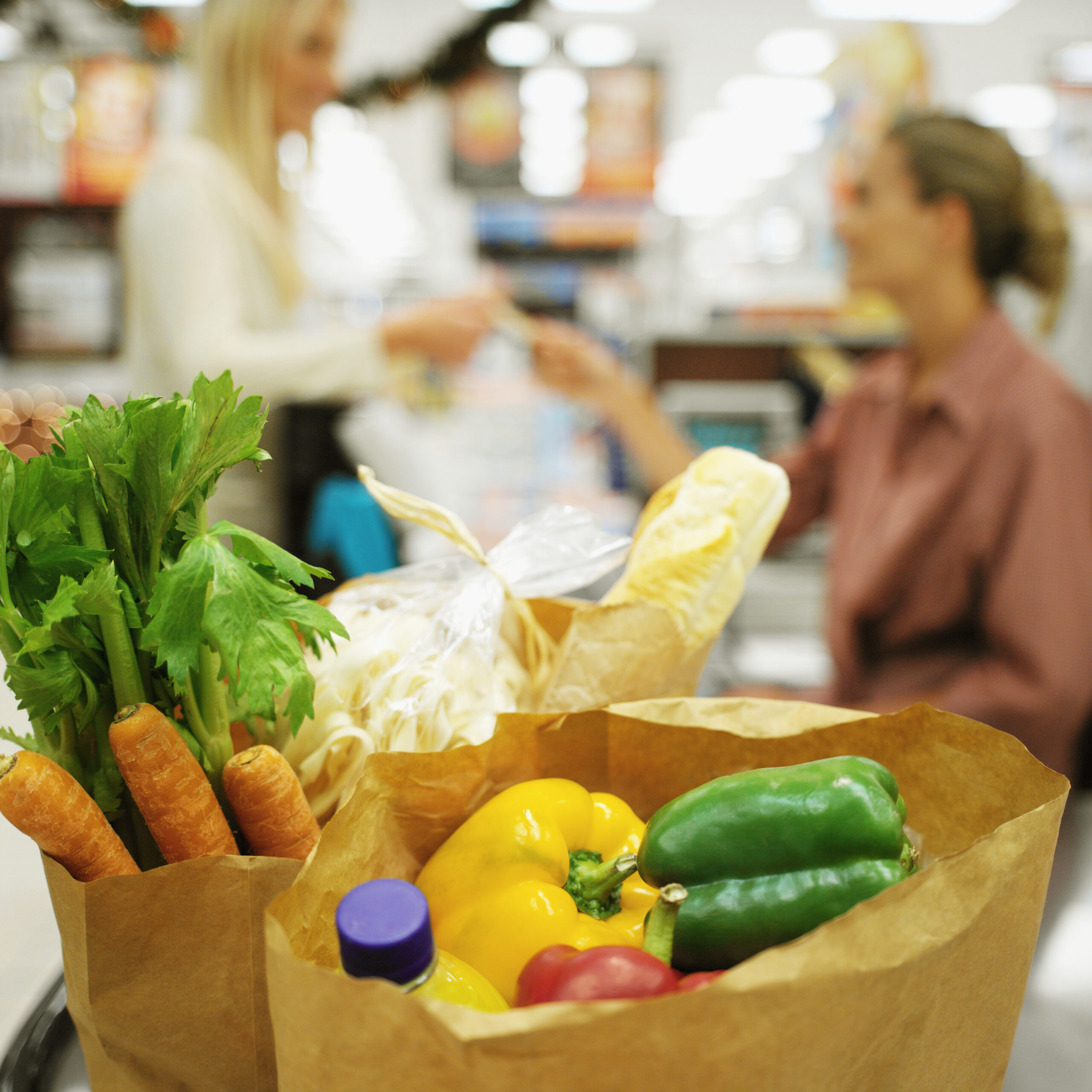 quantum-techniques-blog-produce-in-grocery-store-shopping-bag